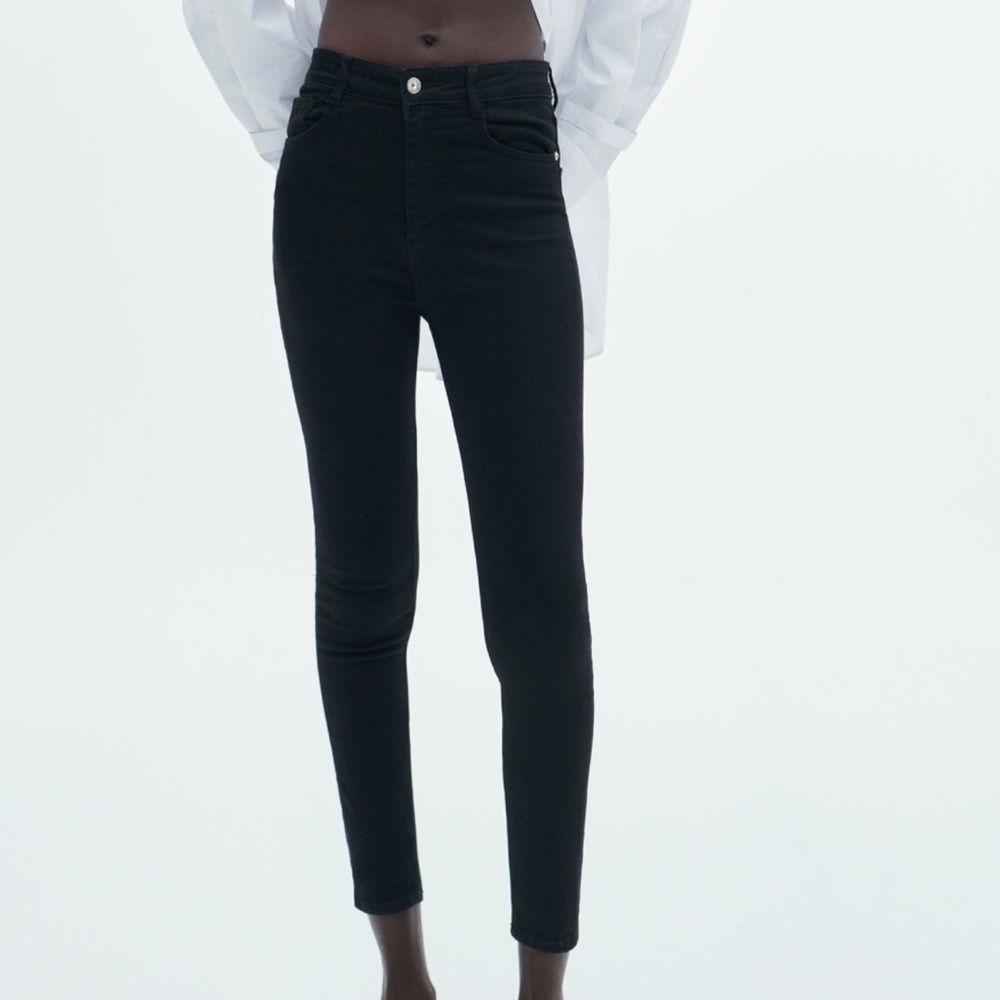ZARA SCULPTED HIGH RISE TRF SKINNY JEANS